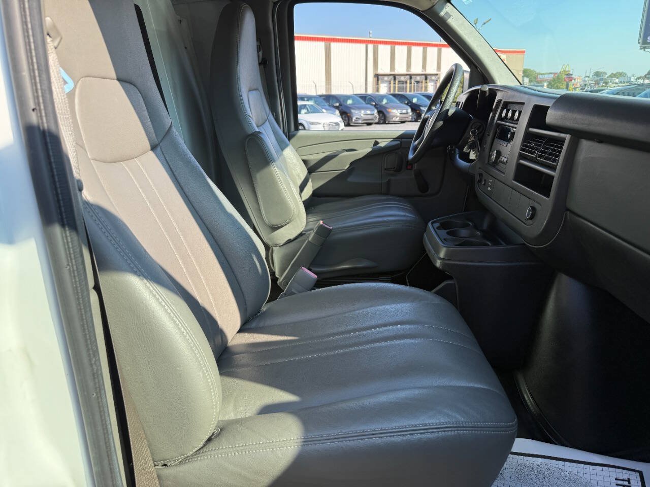 Used 2013 GMC Savana 2500 RWD image 20