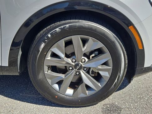 Certified 2023 Kia Sportage SX image 6