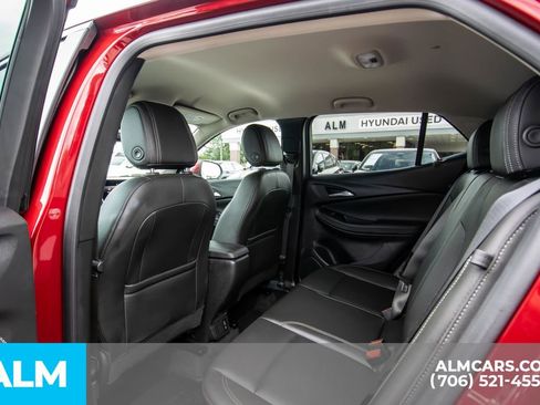 Used 2024 Buick Encore GX Sport Touring image 13