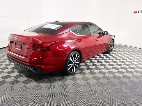 Used 2022 Nissan Altima 2.5 SR image 3