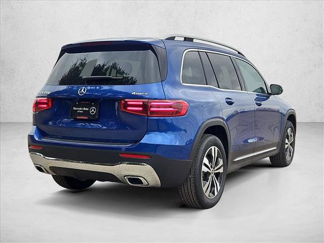 Used 2026 Mercedes-Benz GLB 250 4MATIC image 2