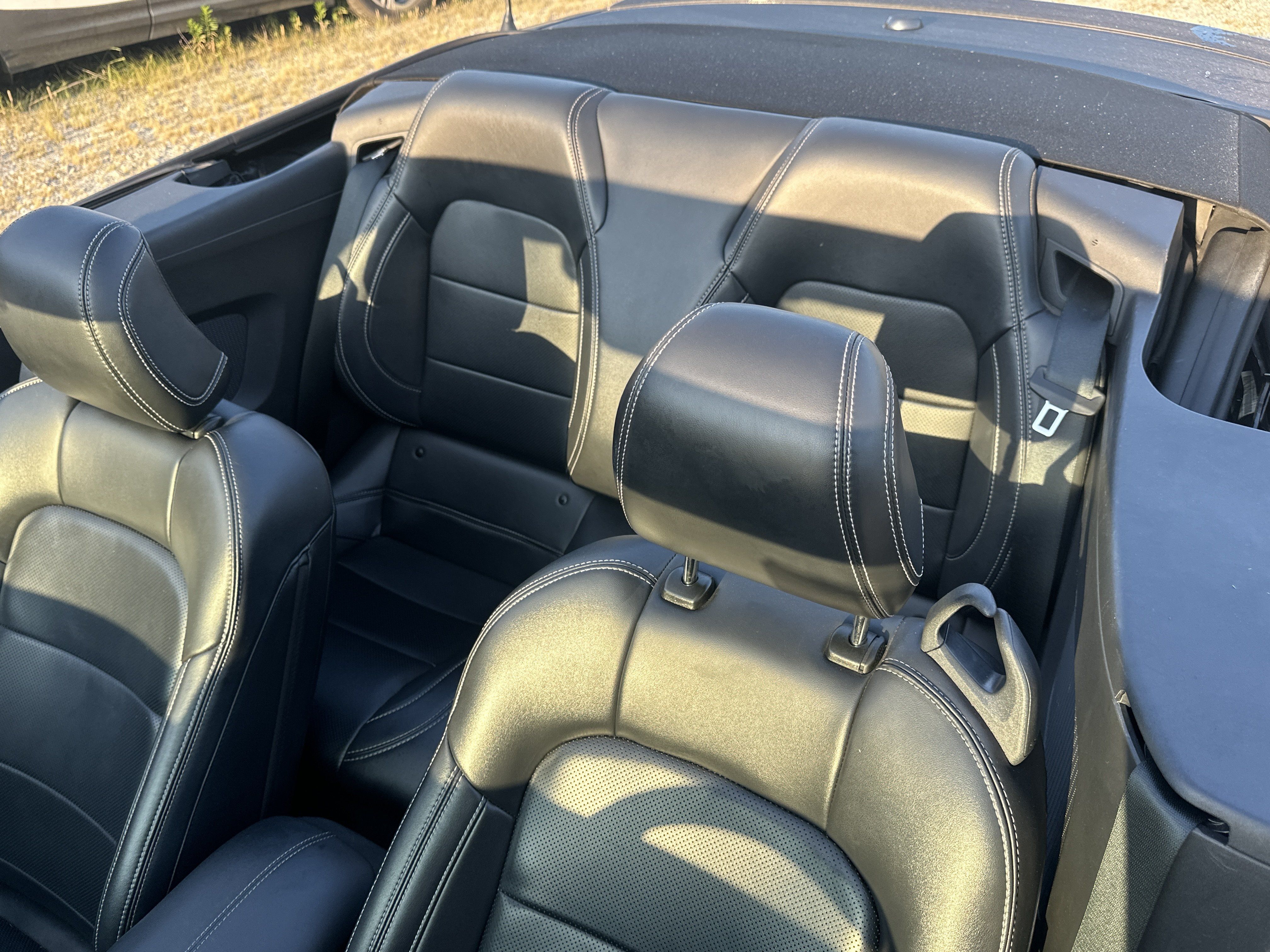 Used 2025 Ford Mustang Premium RWD image 19