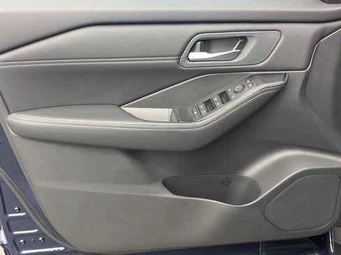 Used 2026 Nissan Rogue Dark Armor FWD image 10