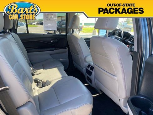 Used 2016 Honda Pilot Touring image 12