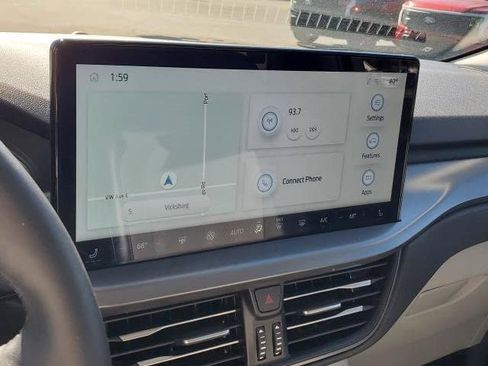 Used 2023 Ford Escape SE image 24