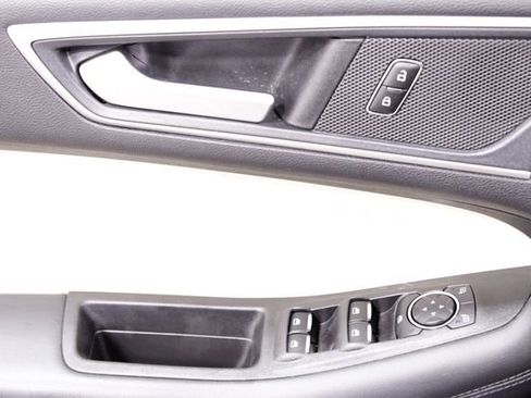 Used 2024 Ford Edge SEL image 22