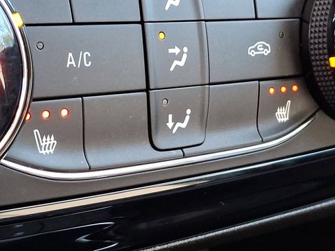 Certified 2023 Buick Encore GX Preferred w/ Cold Weather Comfort Package image 19