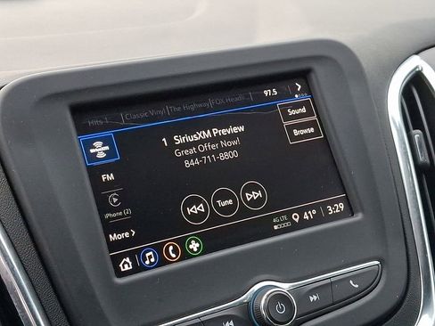 Used 2022 Chevrolet Equinox LT AWD/4WD image 16