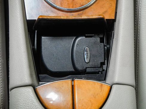 Used 2003 Mercedes-Benz E 320 Sedan image 33