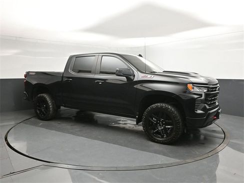 Used 2022 Chevrolet Silverado 1500 LT Trail Boss w/ Protection Package image 17