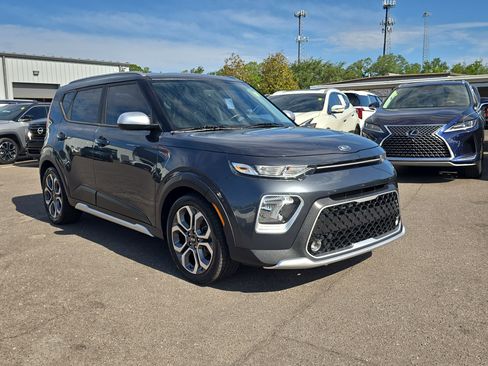 Certified 2020 Kia Soul X-Line FWD image 2