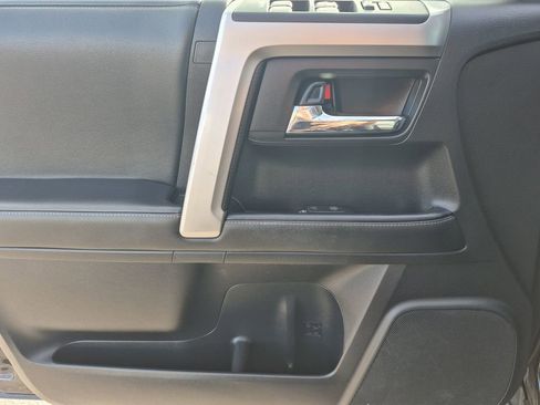 Used 2024 Toyota 4Runner SR5 image 6