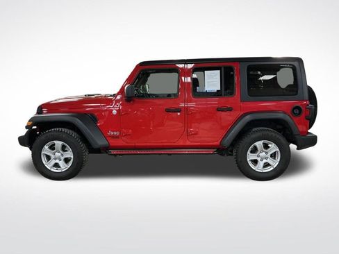Used 2019 Jeep Wrangler Unlimited Sport S image 2