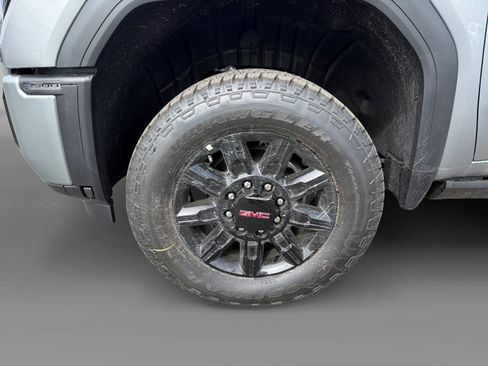 New 2026 GMC Sierra 2500 AT4 w/ AT4 Premium Plus Package AWD/4WD image 9