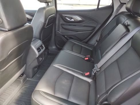 Used 2024 GMC Terrain SLT w/ Elevation Edition FWD image 20