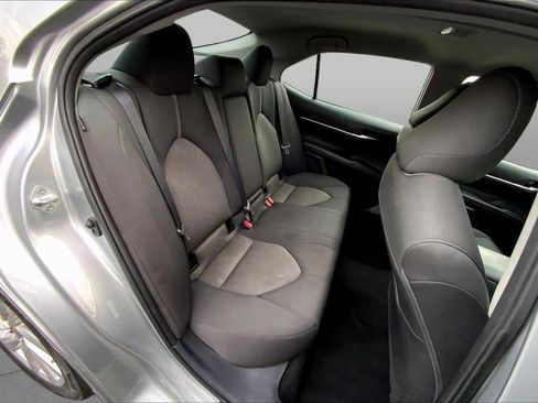 Used 2024 Toyota Camry LE FWD image 17