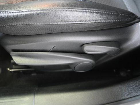 Used 2024 Jeep Compass Latitude image 23