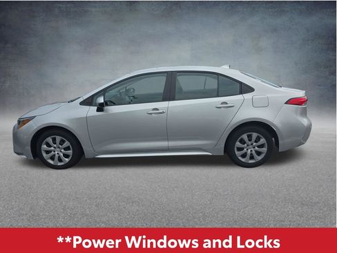 Used 2023 Toyota Corolla LE FWD image 12