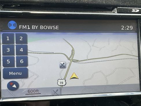 Used 2016 Nissan Rogue SV w/ SV Premium Package AWD/4WD image 15