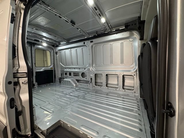 New 2026 Ford Transit 250 148 Medium Roof RWD image 10