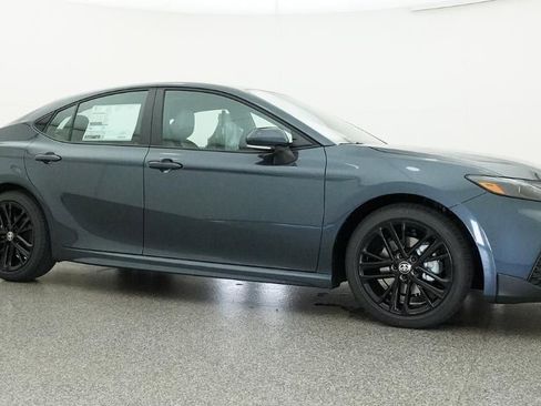 New 2026 Toyota Camry SE FWD image 28