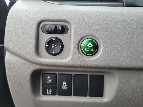 Used 2020 Honda Pilot LX image 19