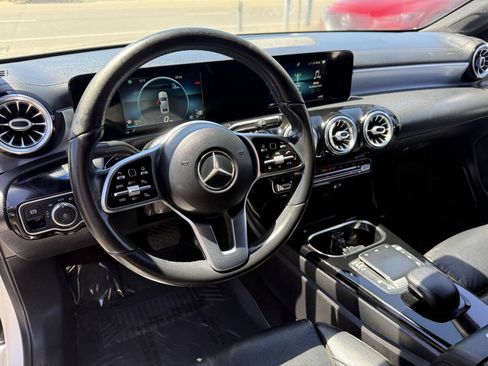 Used 2021 Mercedes-Benz A 220 image 15