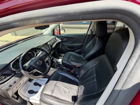 Used 2019 Buick Encore Preferred FWD image 14
