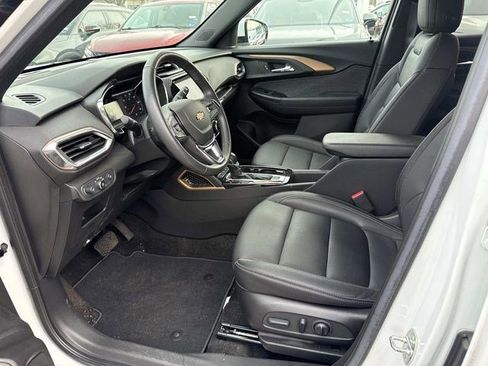 Used 2023 Chevrolet TrailBlazer ACTIV w/ Sun and Liftgate Package image 17