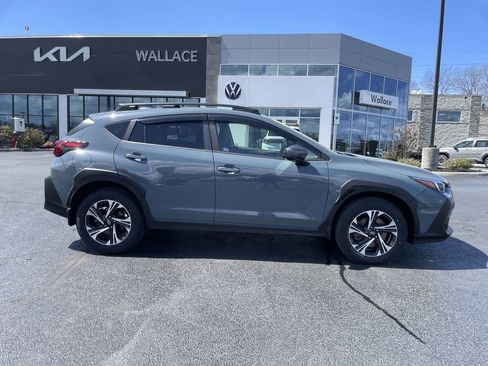 Certified 2024 Subaru Crosstrek 2.0i Premium image 4