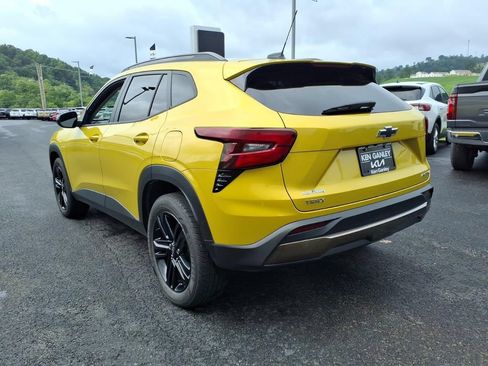 Used 2025 Chevrolet Trax ACTIV FWD image 7