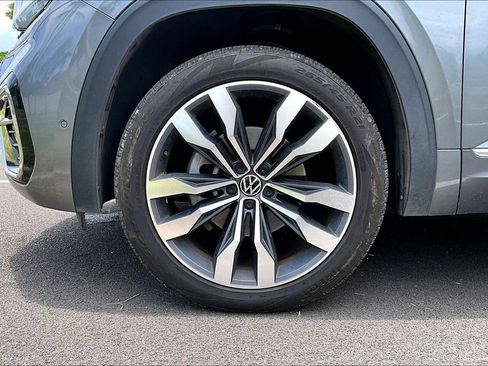 Used 2023 Volkswagen Atlas SEL Premium AWD/4WD image 8