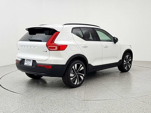New 2026 Volvo XC40 B5 Ultra w/ Protection Package Premier AWD/4WD image 5