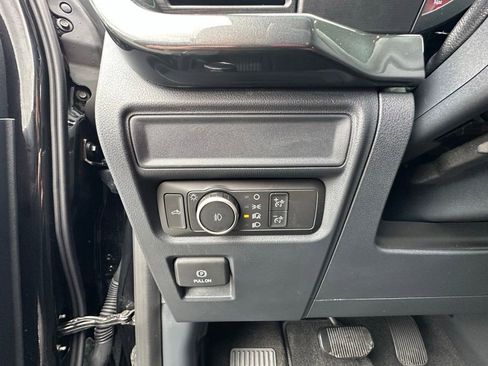 Used 2022 Ford F150 XLT w/ Equipment Group 301A Mid AWD/4WD image 3