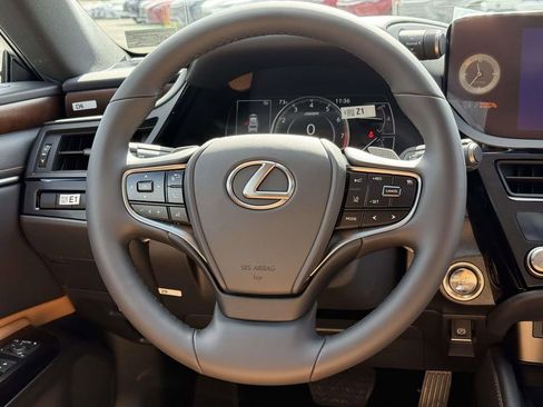 New 2025 Lexus ES 350 Premium image 9