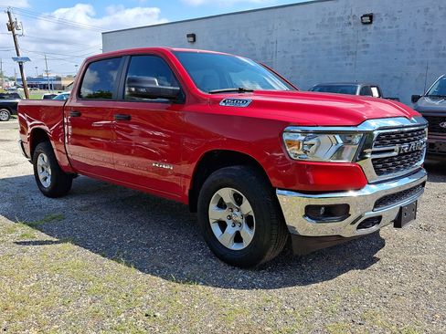 Used 2024 RAM 1500 Big Horn AWD/4WD image 7