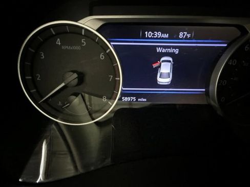 Used 2024 Nissan Sentra SV FWD image 25