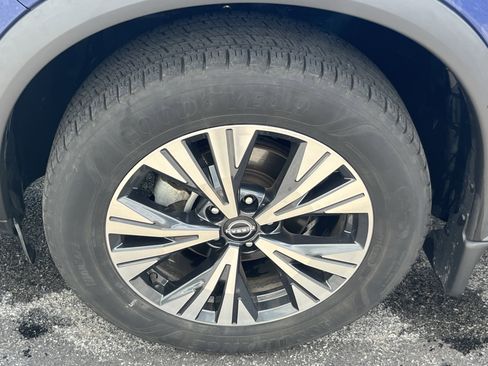 Used 2022 Nissan Rogue SV w/ SV Premium Package AWD/4WD image 14