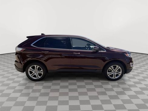 Used 2018 Ford Edge Titanium w/ Ford Safe & Smart Package AWD/4WD image 8