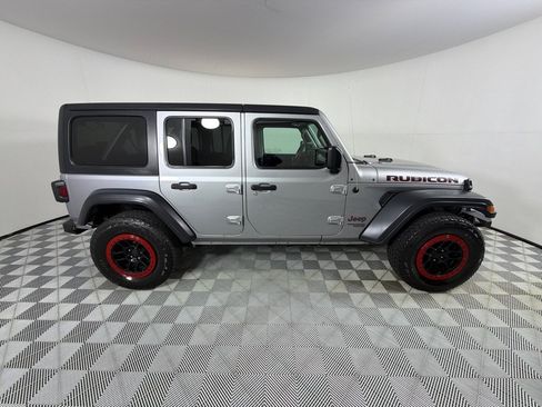 Used 2018 Jeep Wrangler Unlimited Sport S AWD/4WD image 4