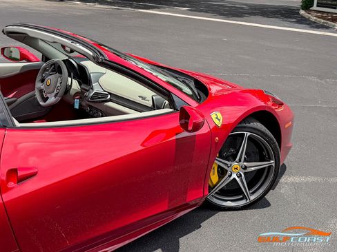Used 2013 Ferrari 458 Spider RWD image 56
