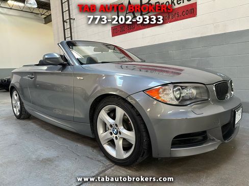 Used 2011 BMW 135i Convertible RWD image 1