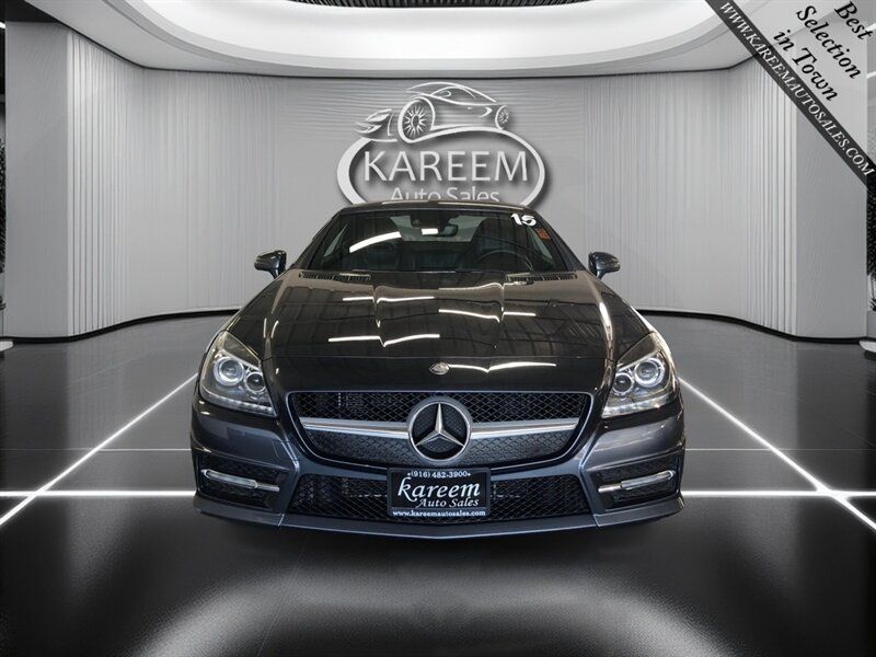 Used 2015 Mercedes-Benz SLK 350 image 2