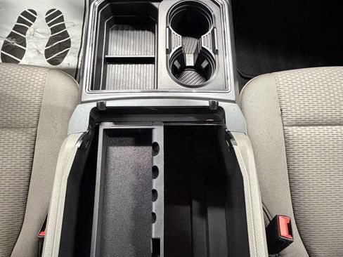 Used 2022 Ford F250 XLT w/ XLT Premium Package image 36