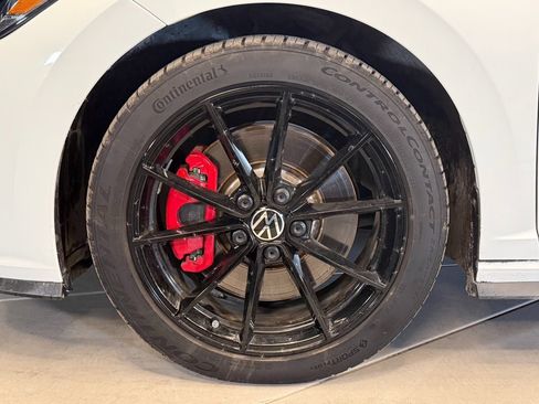 Used 2024 Volkswagen Jetta GLI 40th Anniversary Edition image 25