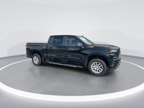 Used 2019 Chevrolet Silverado 1500 RST w/ All-Star Edition image 2