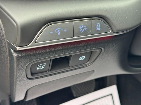 Used 2026 Genesis GV80 2.5T Advanced image 15