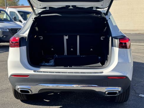 New 2026 Mercedes-Benz GLA 250 image 14