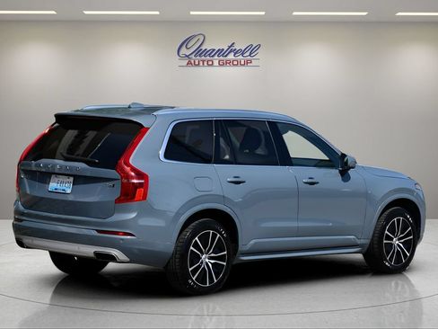 Used 2020 Volvo XC90 T6 Momentum AWD/4WD image 4