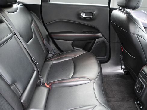 Used 2019 Jeep Compass Trailhawk w/ Leather Interior Group image 21